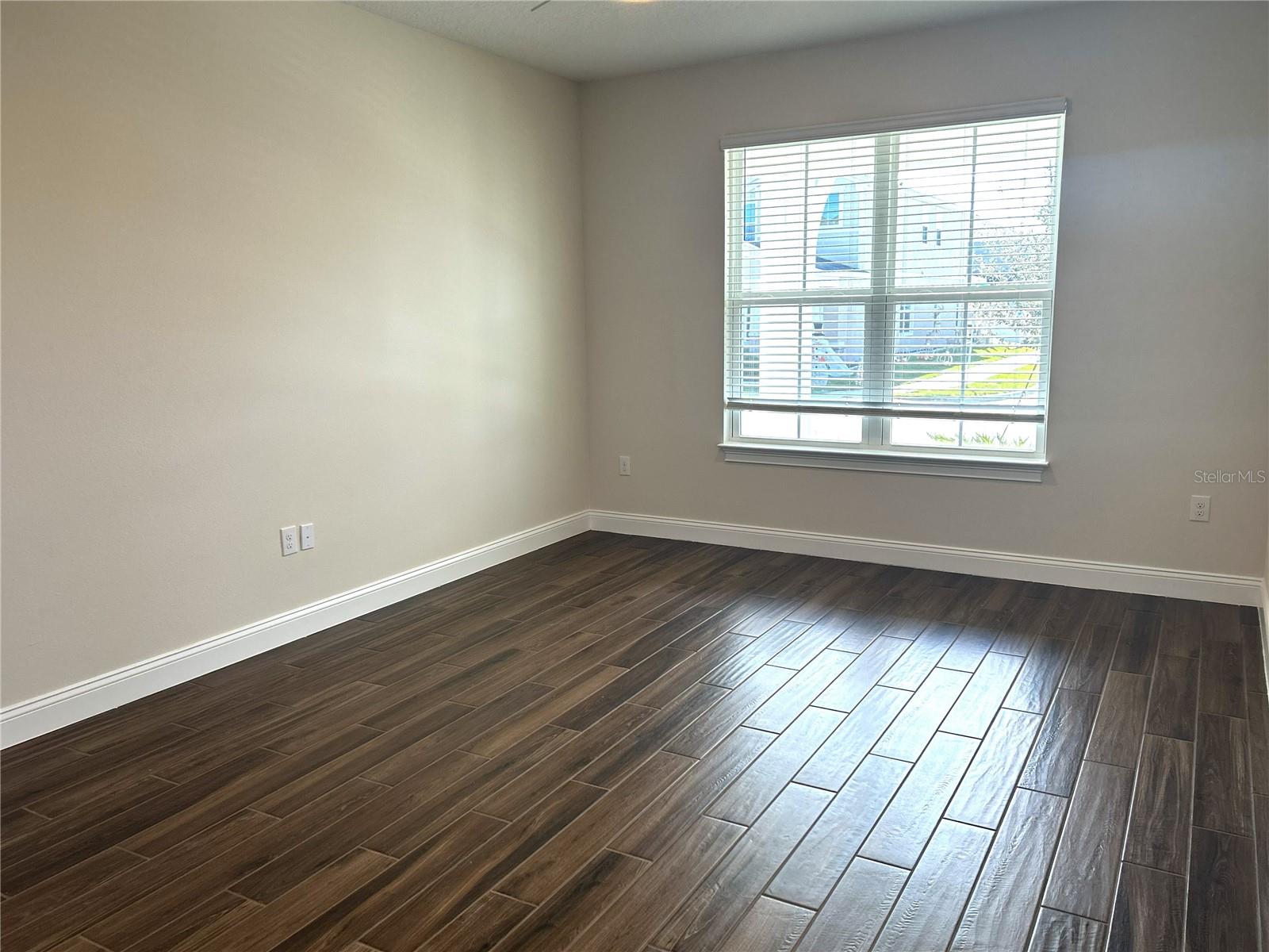 HORIZON ISLE - Residential Lease