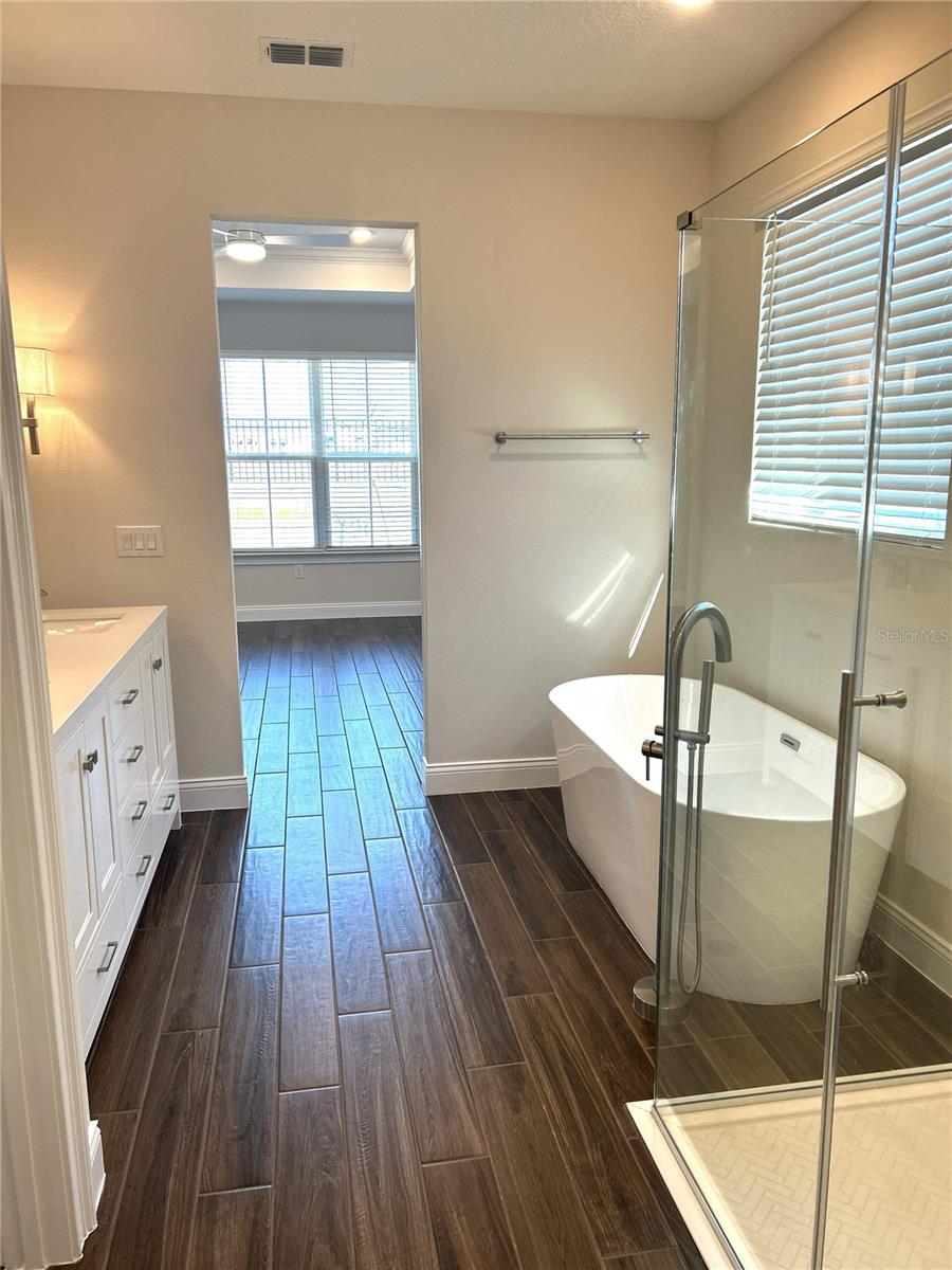 HORIZON ISLE - Residential Lease