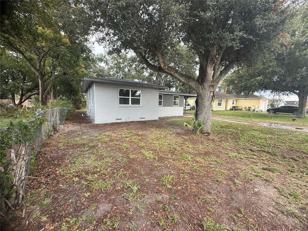 Photo of 309 1st Street, Auburndale, FL 33823 (MLS # O6430139)