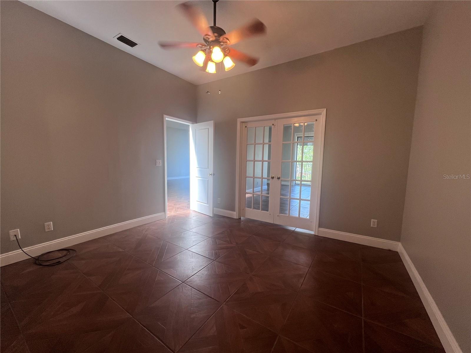 EUSTIS - Residential Lease