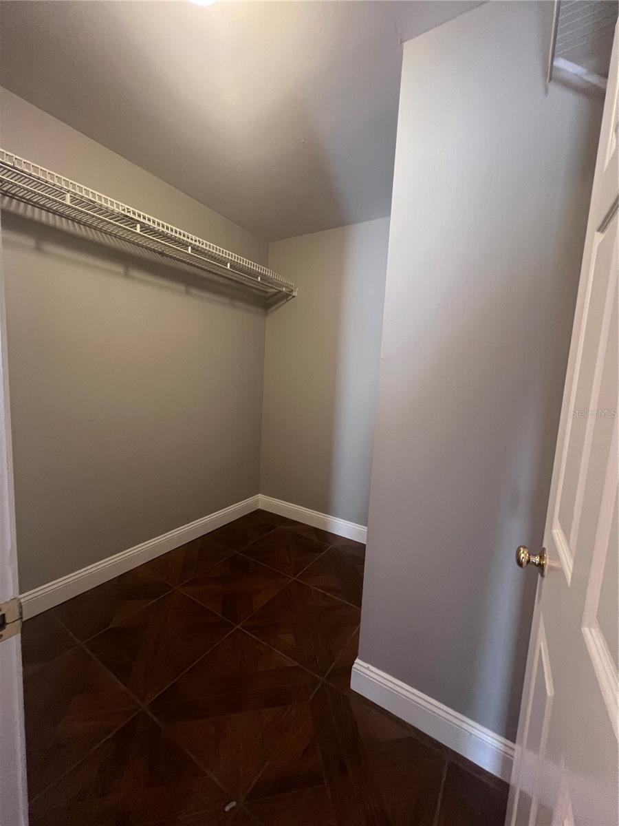 EUSTIS - Residential Lease