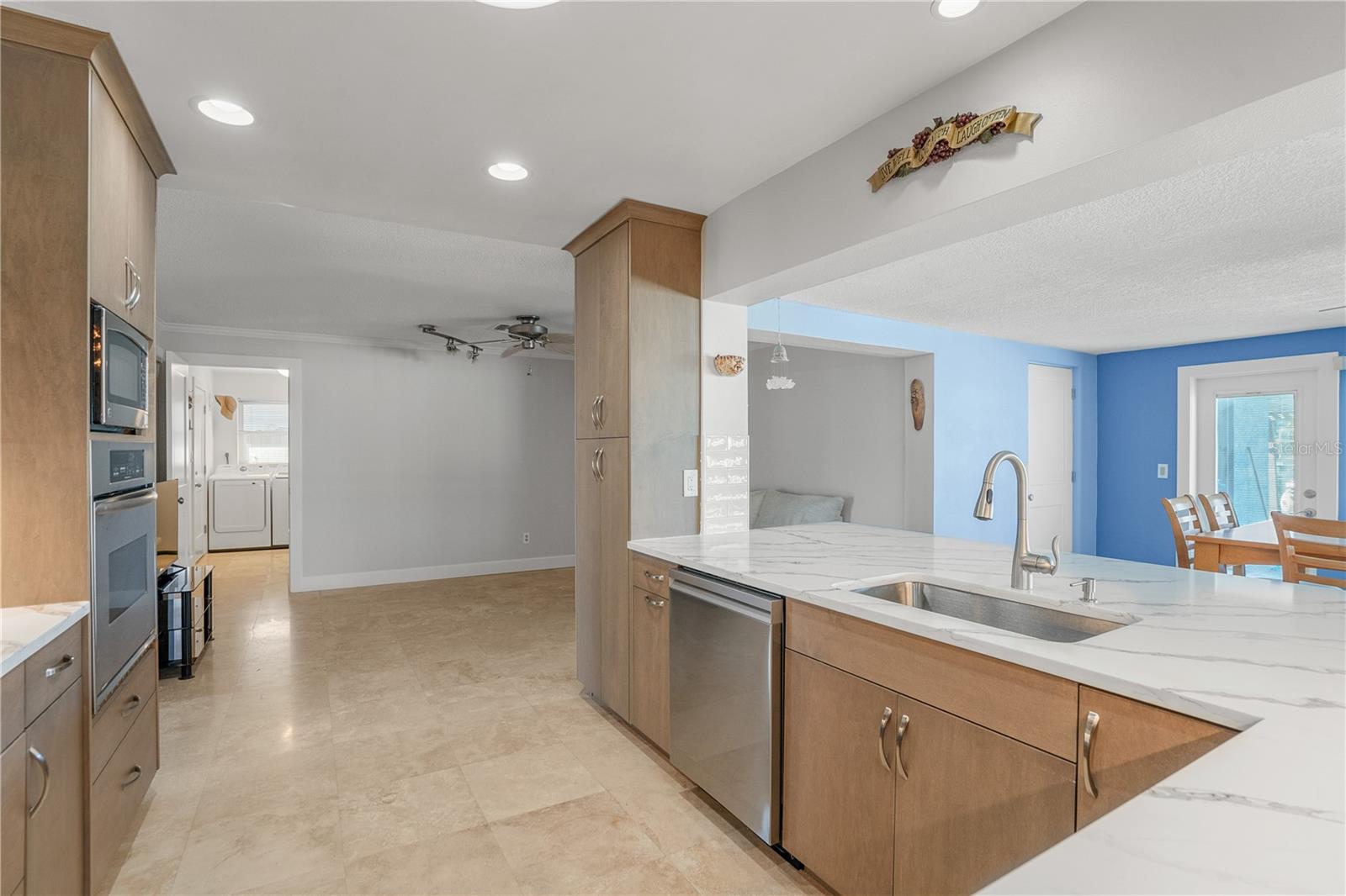 HARBOR VIEW VILLAS - Residential