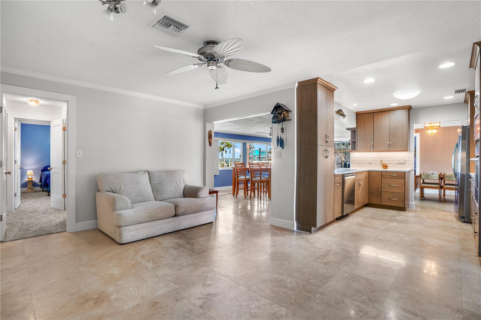 HARBOR VIEW VILLAS - Residential