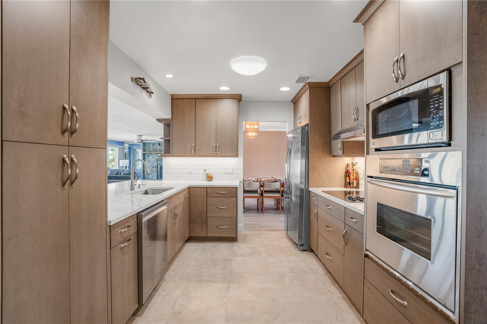 HARBOR VIEW VILLAS - Residential