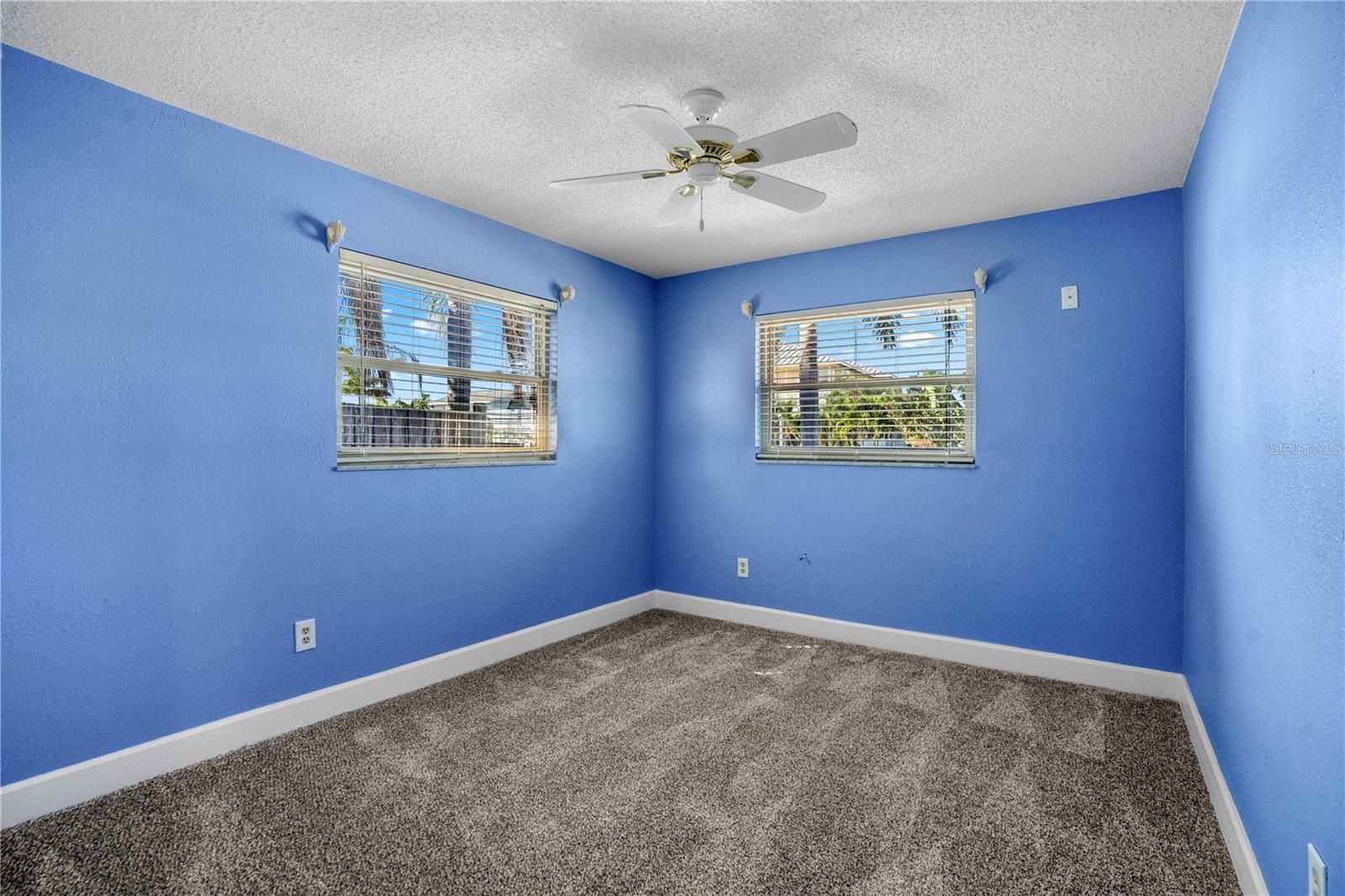 HARBOR VIEW VILLAS - Residential