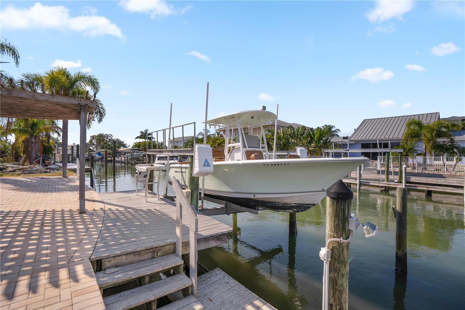 HARBOR VIEW VILLAS - Residential