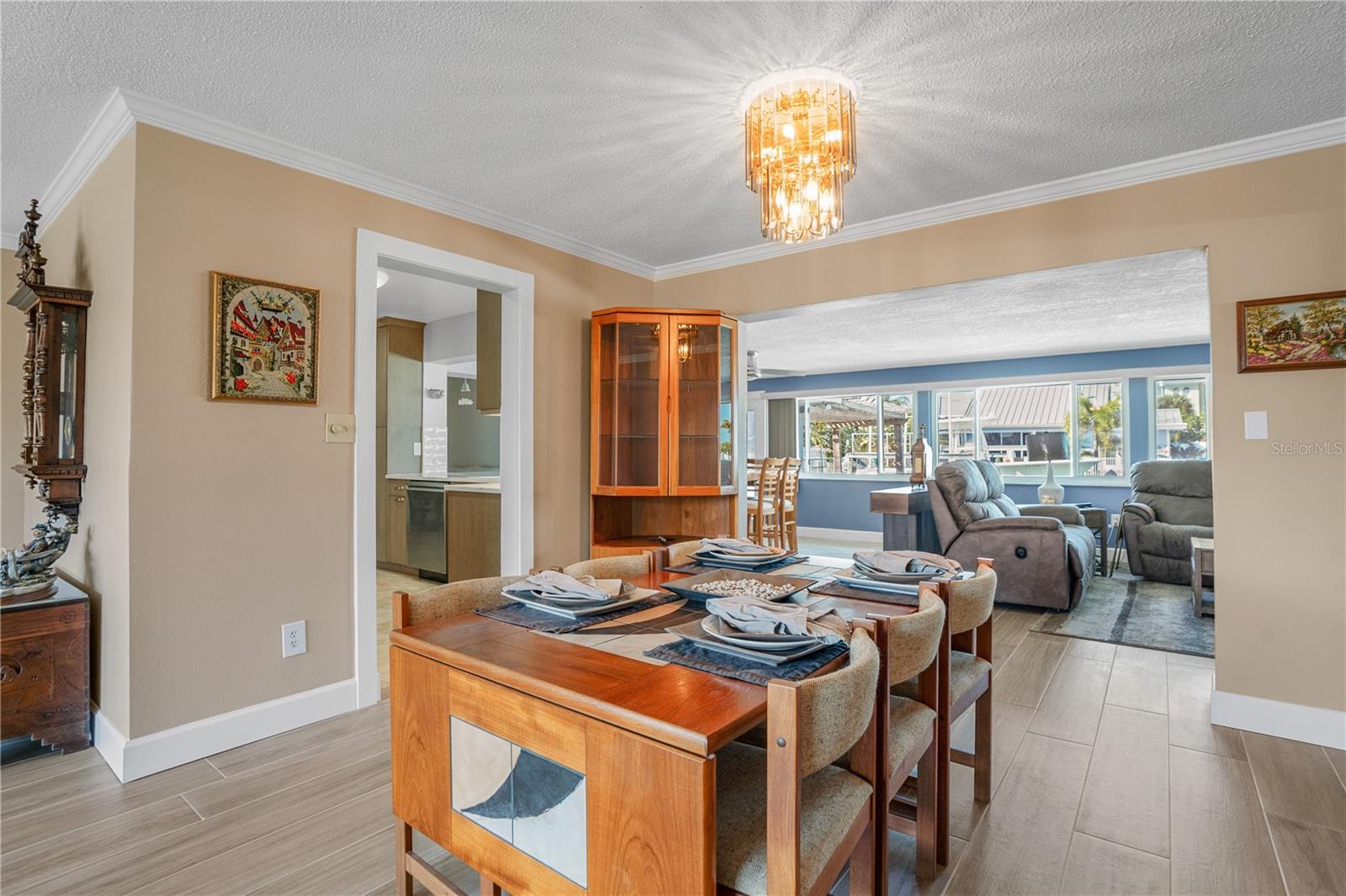 HARBOR VIEW VILLAS - Residential