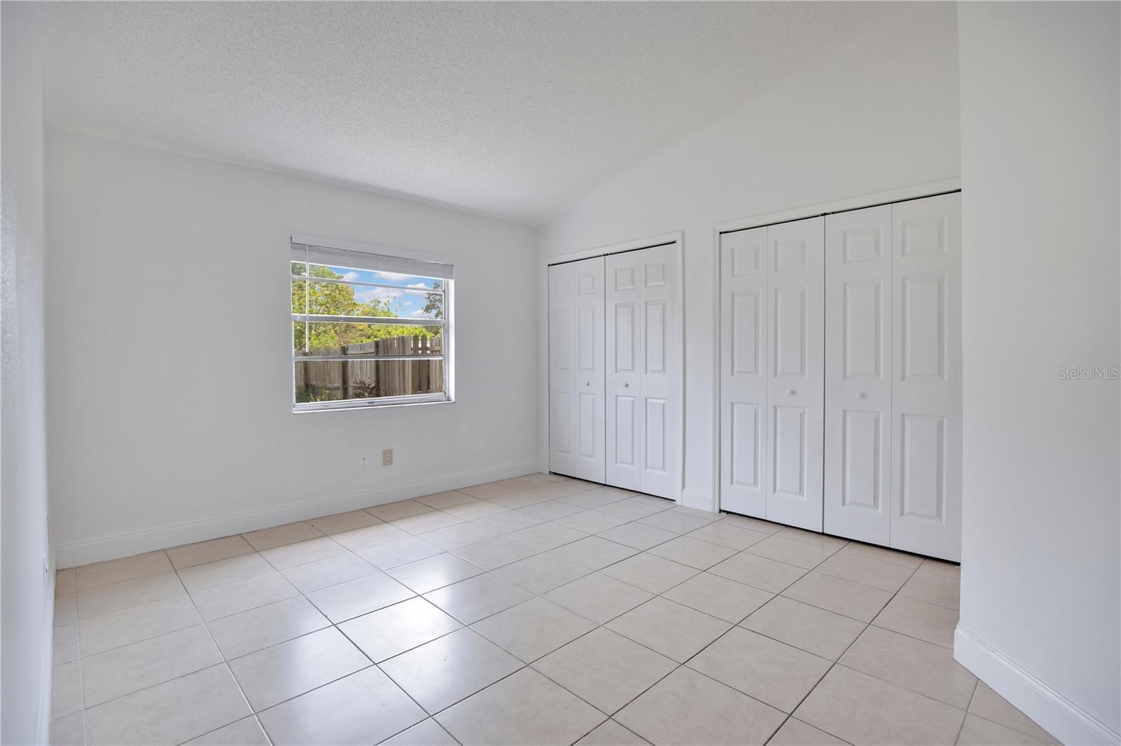 RIVER PINES - Residential