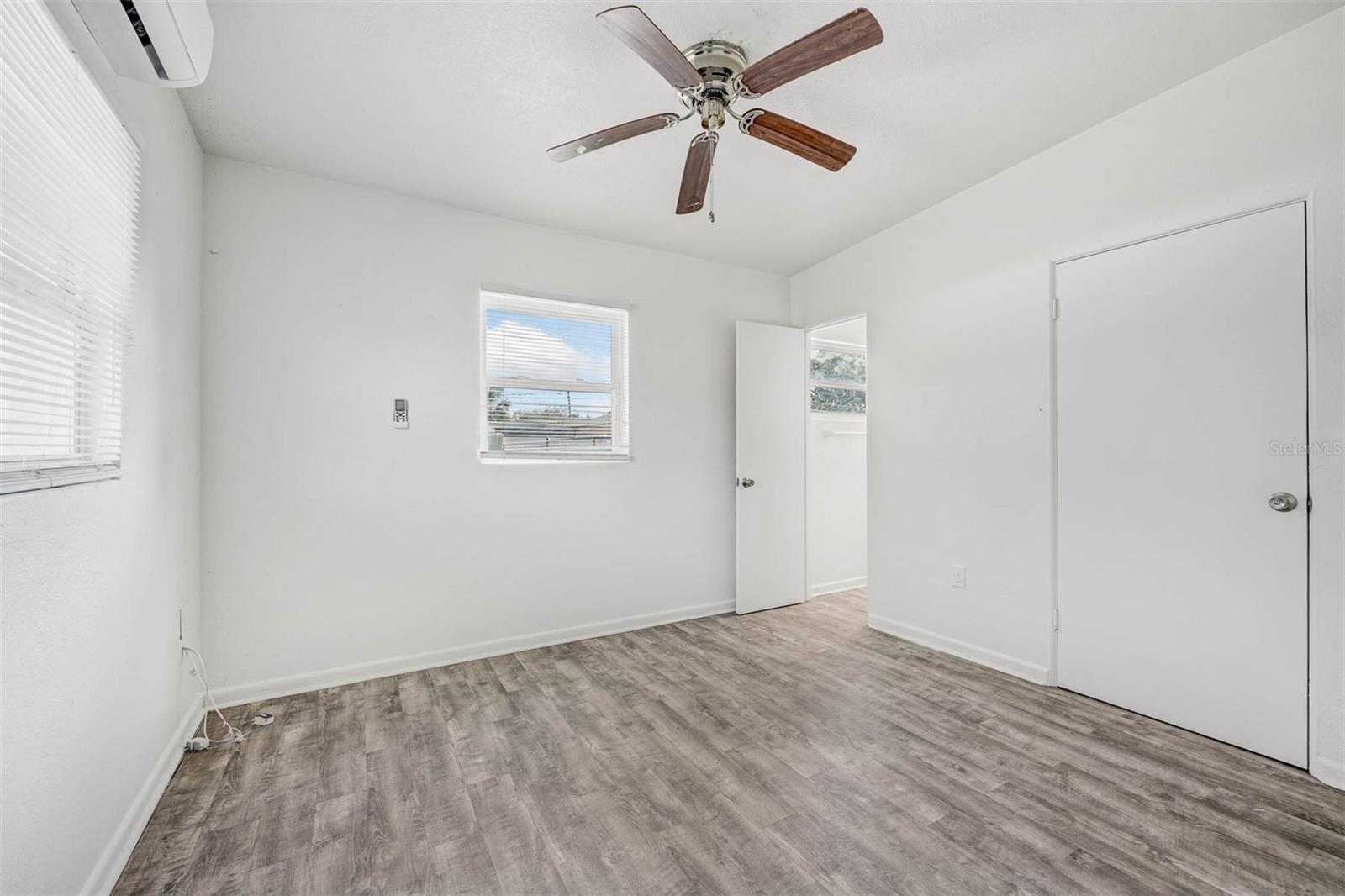 BONNIE BRAE - Residential Lease