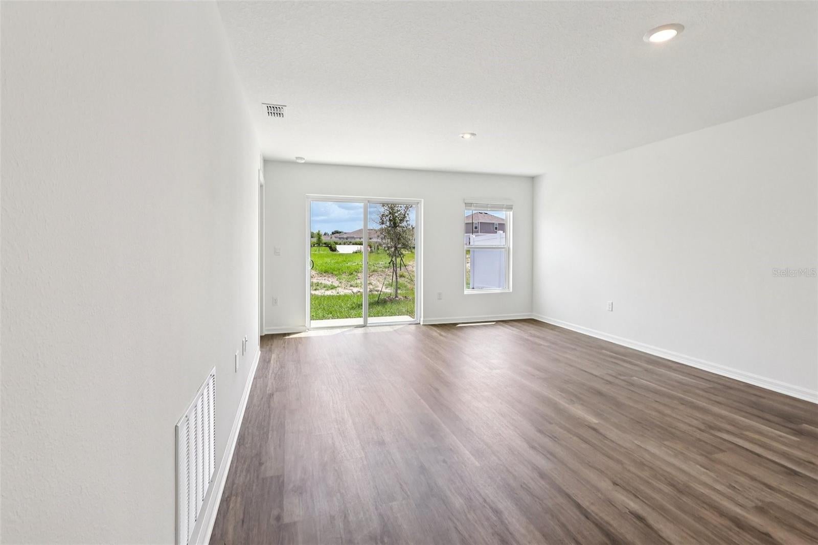 1134 AMBER WAVES COURT