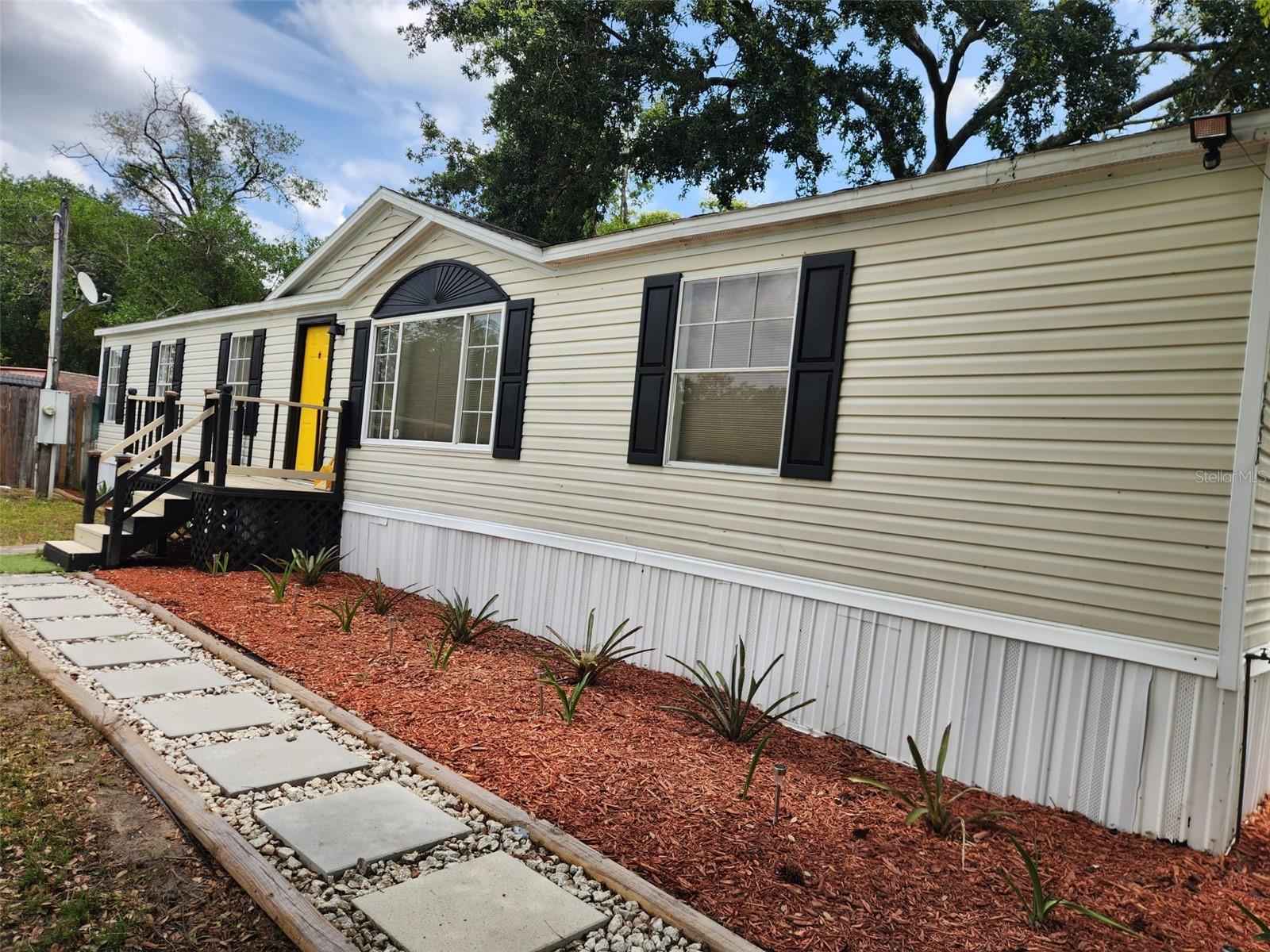 TAFT TOWN - Residential