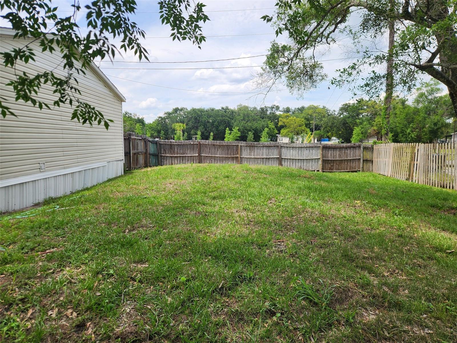 TAFT TOWN - Residential