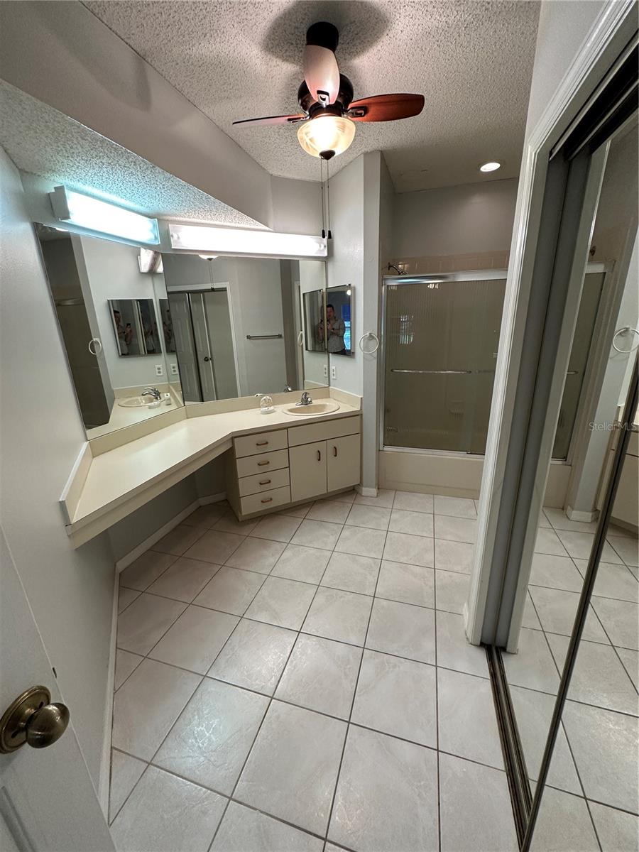 SHIPWATCH - Residential Lease