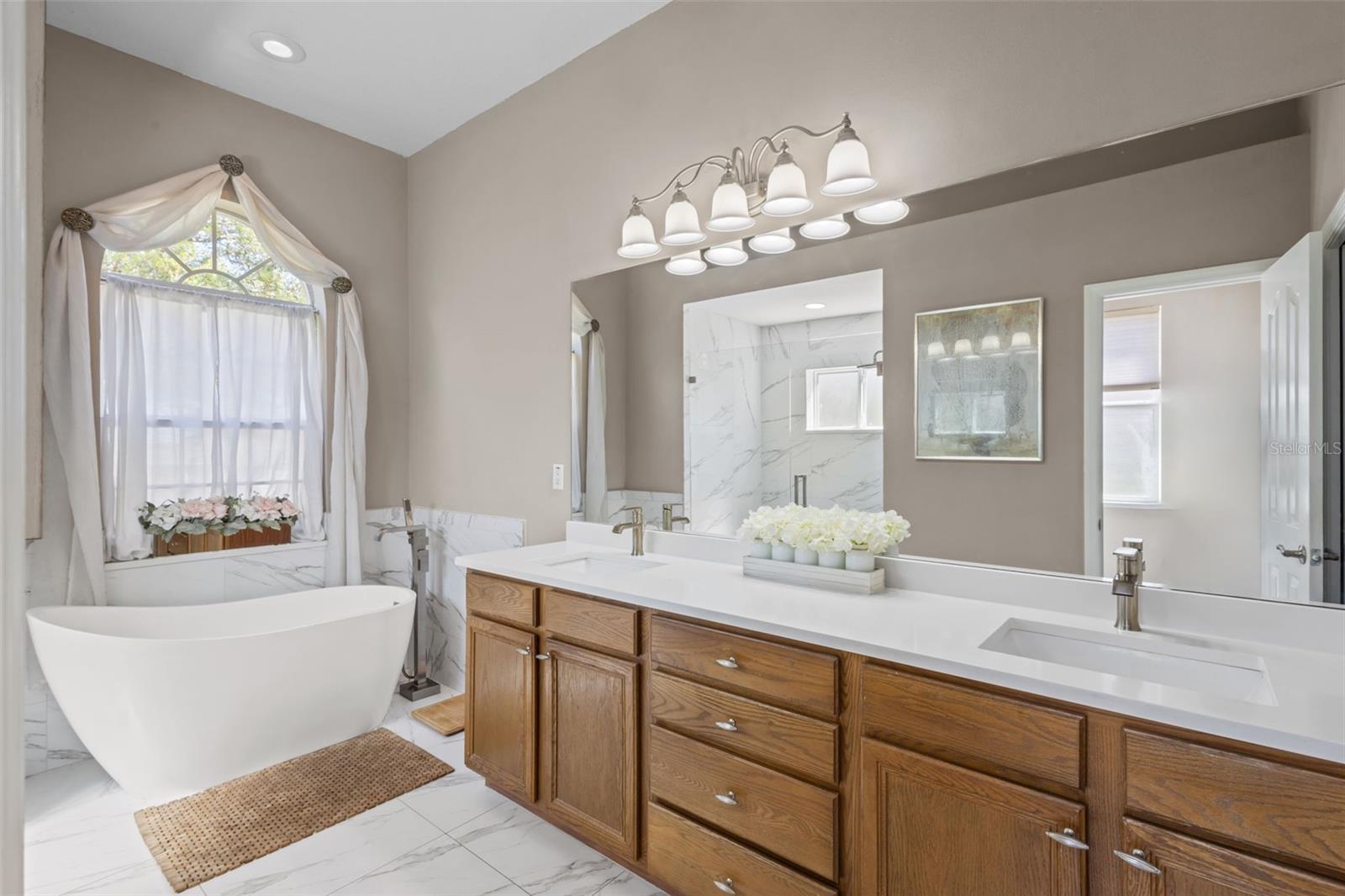 LAKE JOVITA GOLF & COUNTRY CLUB PH 03B - Residential