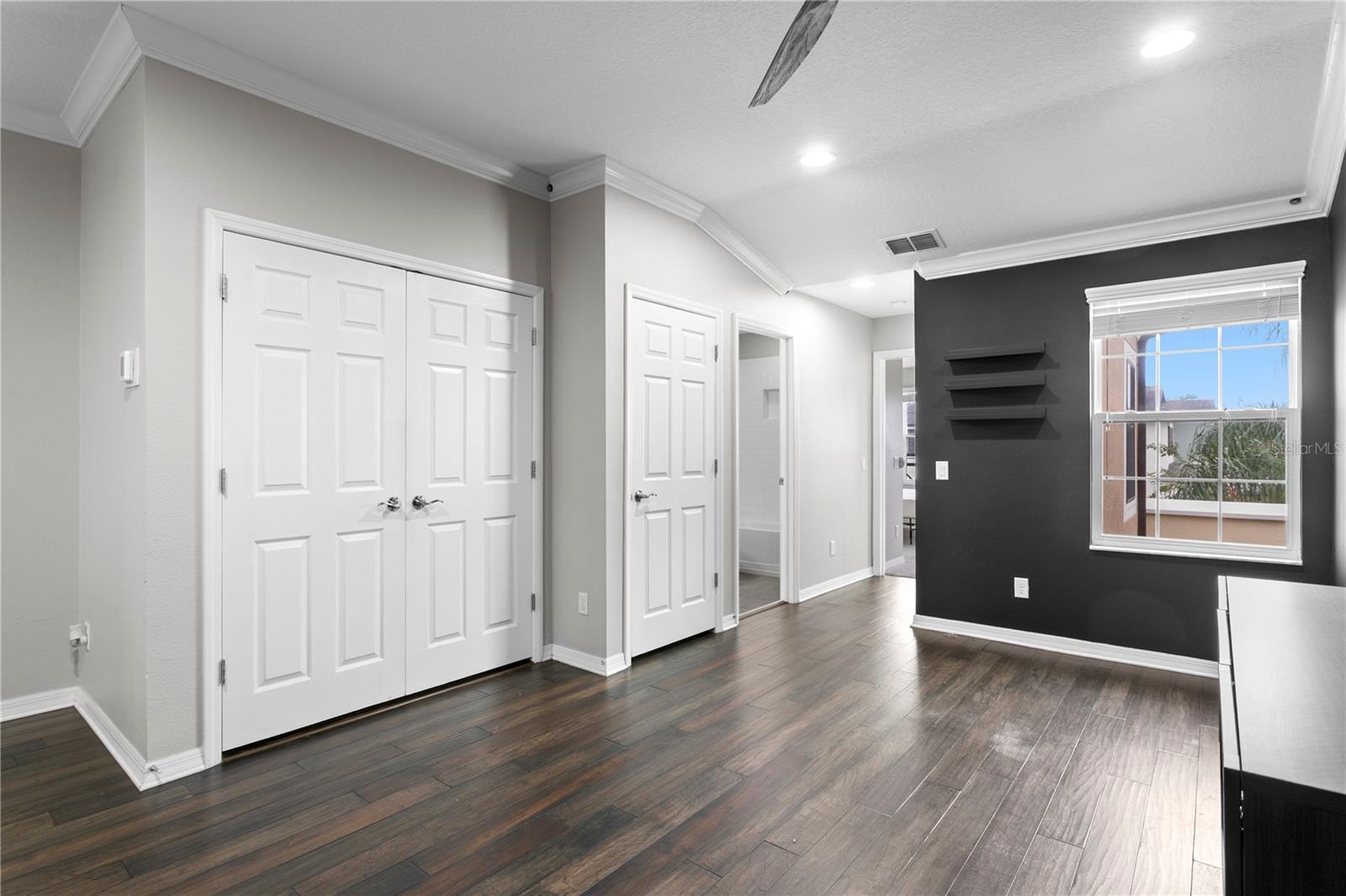 WEST LAKE TOWNHOMES PHASE 2 - Residential