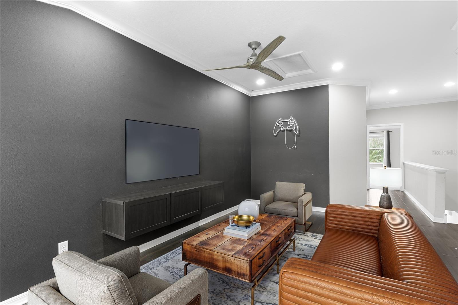 WEST LAKE TOWNHOMES PHASE 2 - Residential