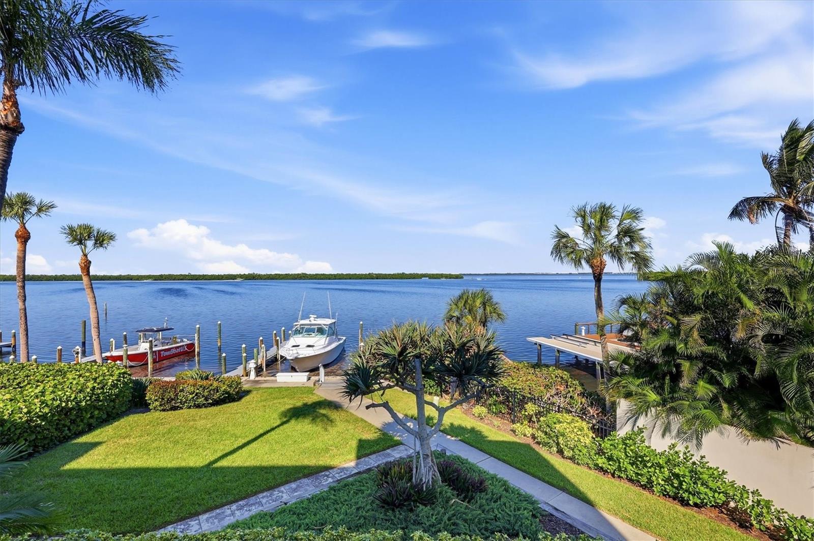 615 DREAM ISLAND PLACE 212