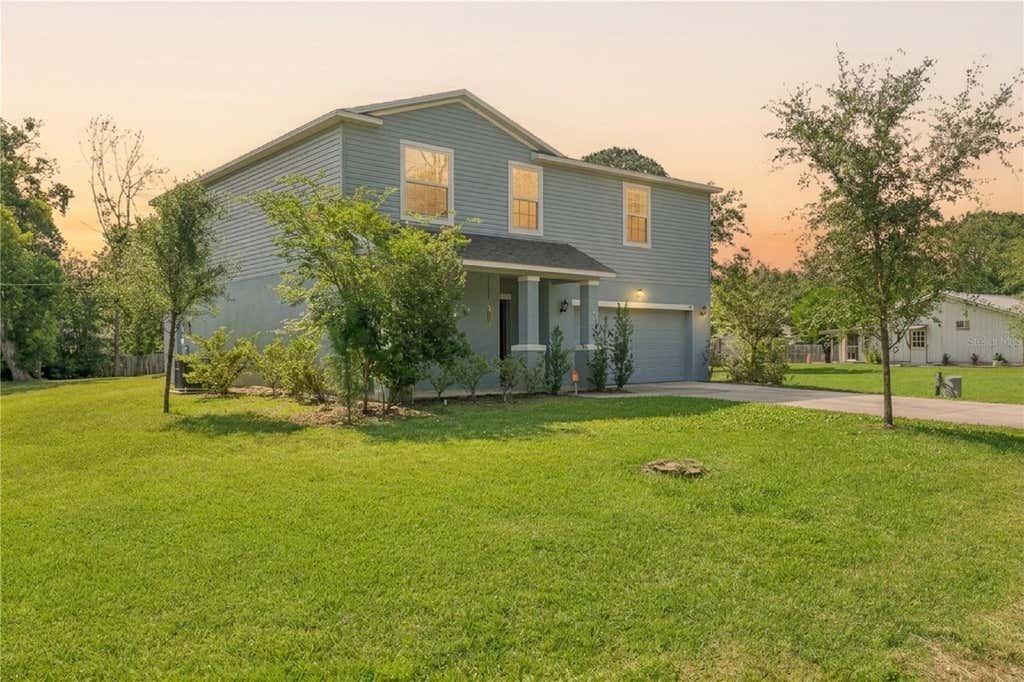 Photo of 1995 5th Avenue, Deland, FL 32724 (MLS # O6423587)