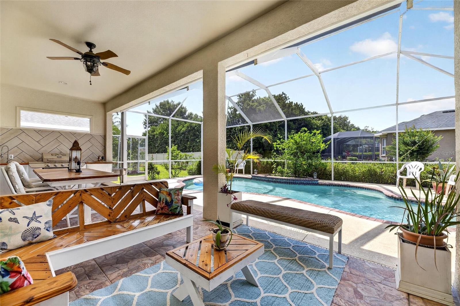 PARK MEADOW - Residential