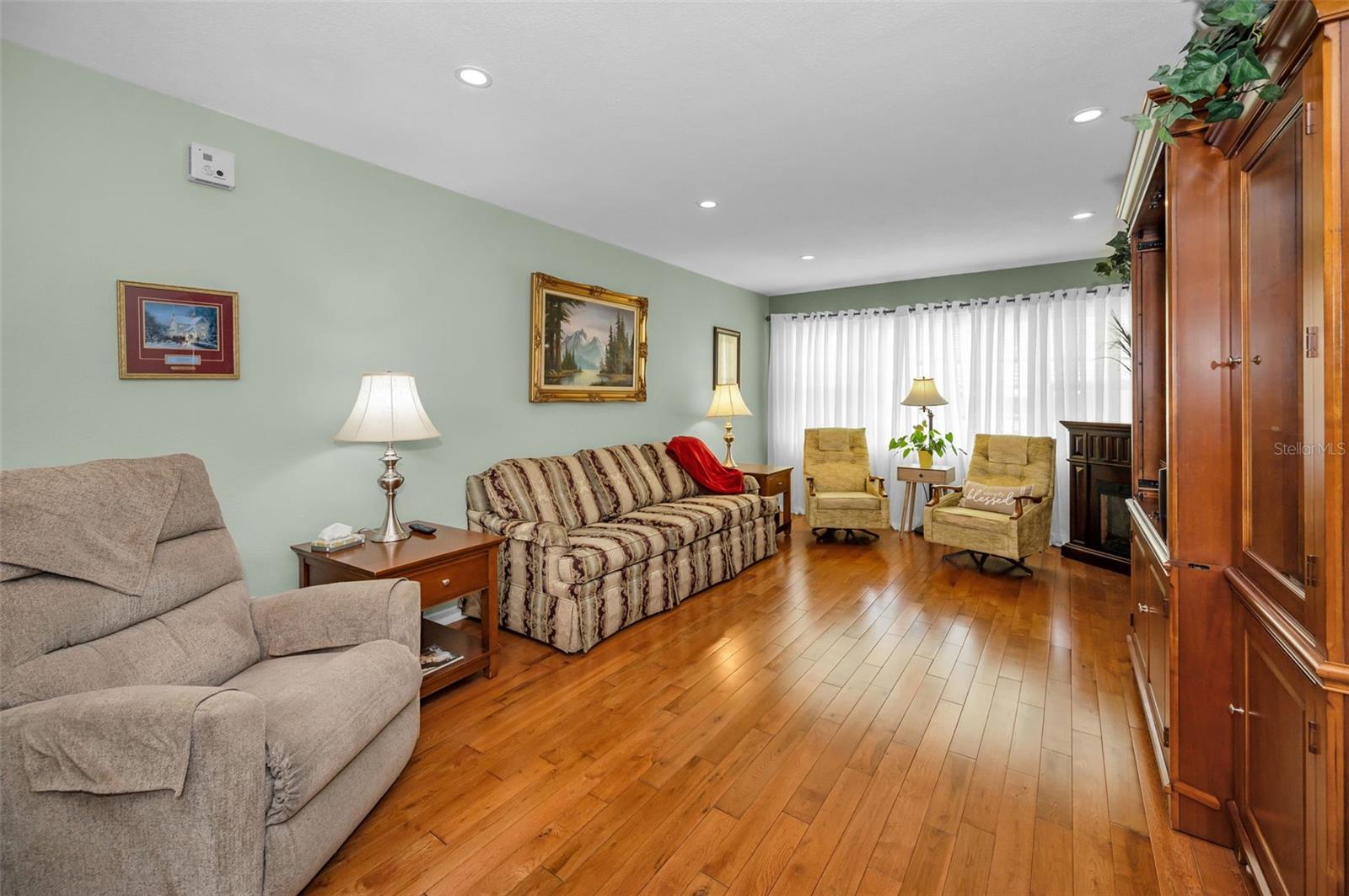 SHANGRI-LA APT PARK - Residential