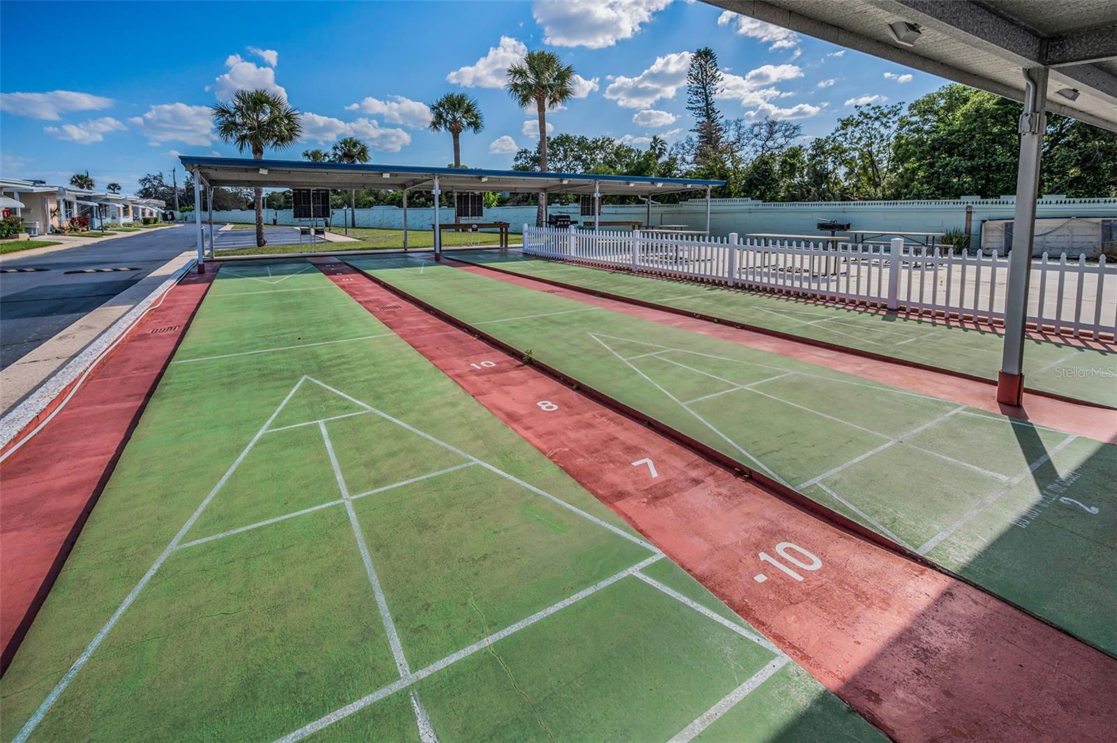 SHANGRI-LA APT PARK - Residential