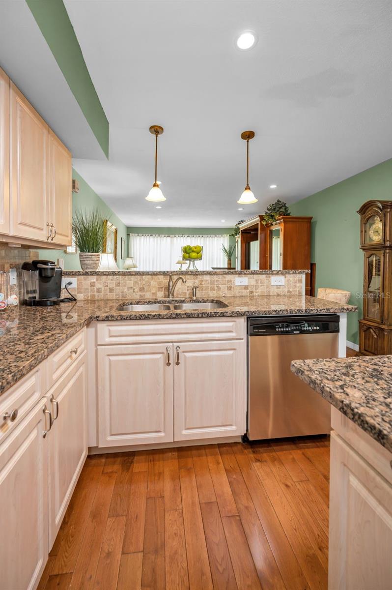 SHANGRI-LA APT PARK - Residential