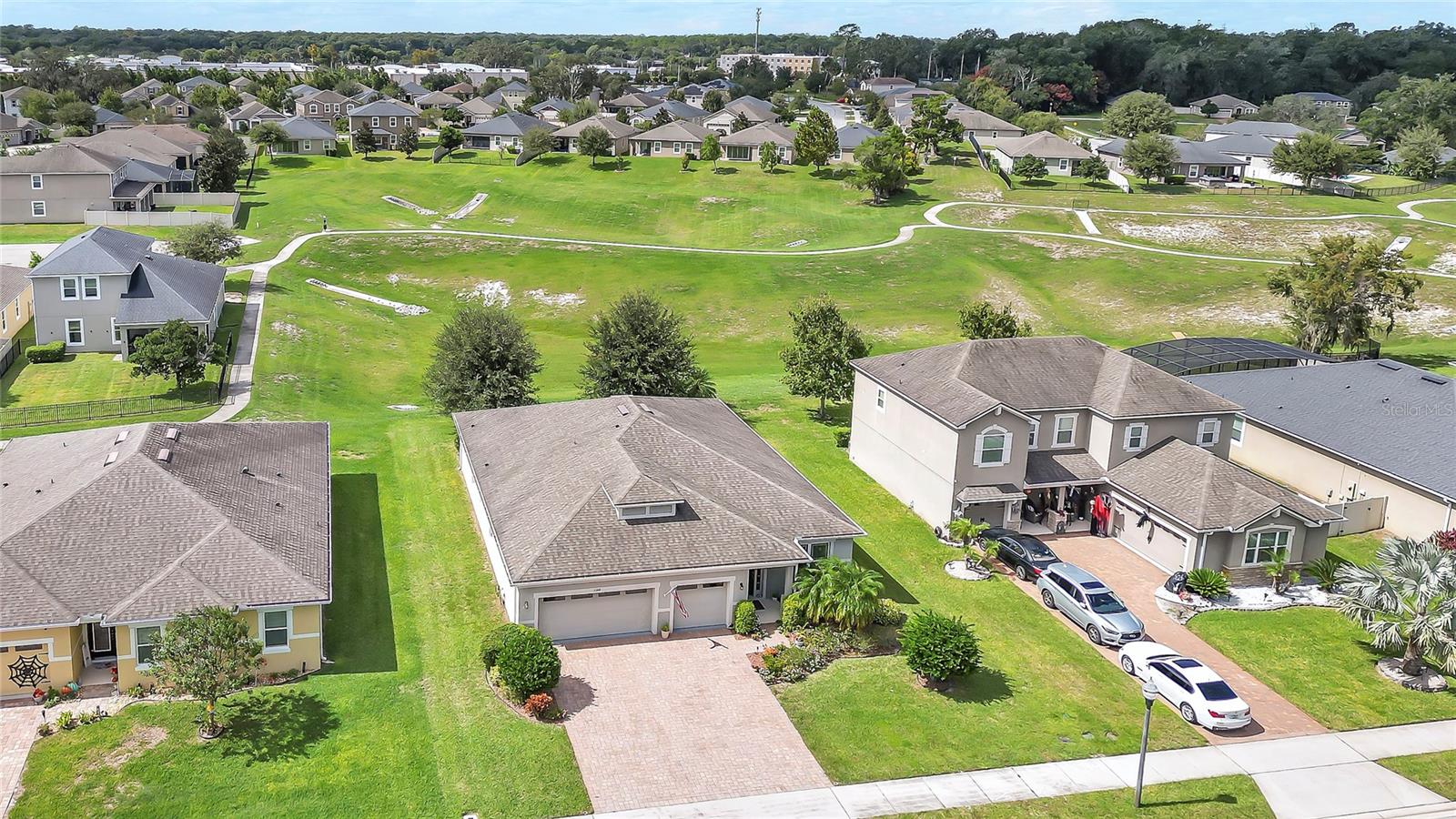 BENTLEY GREEN - Residential