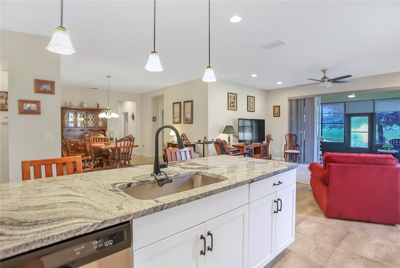 BENTLEY GREEN - Residential