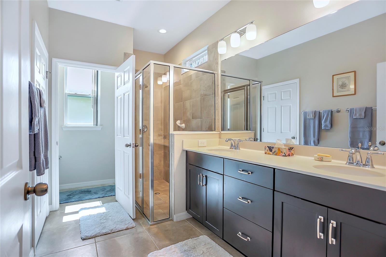 BENTLEY GREEN - Residential
