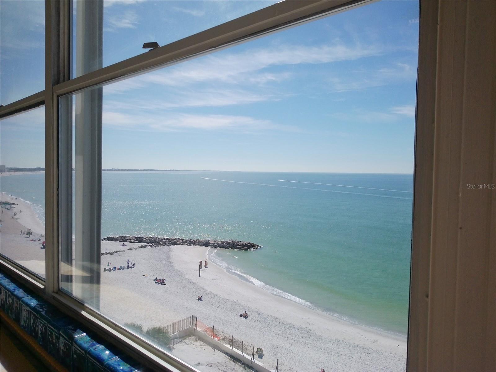 7000 BEACH PLAZA 805