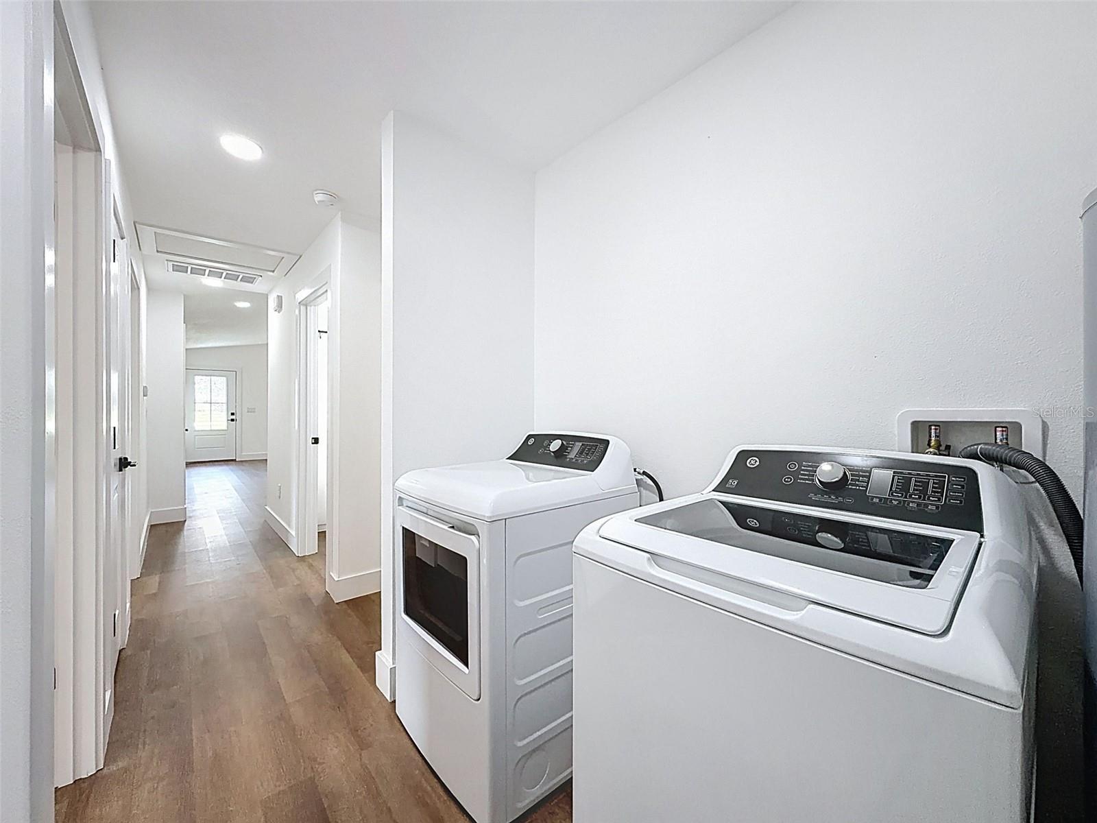 ROYAL HIGHLANDS - Residential