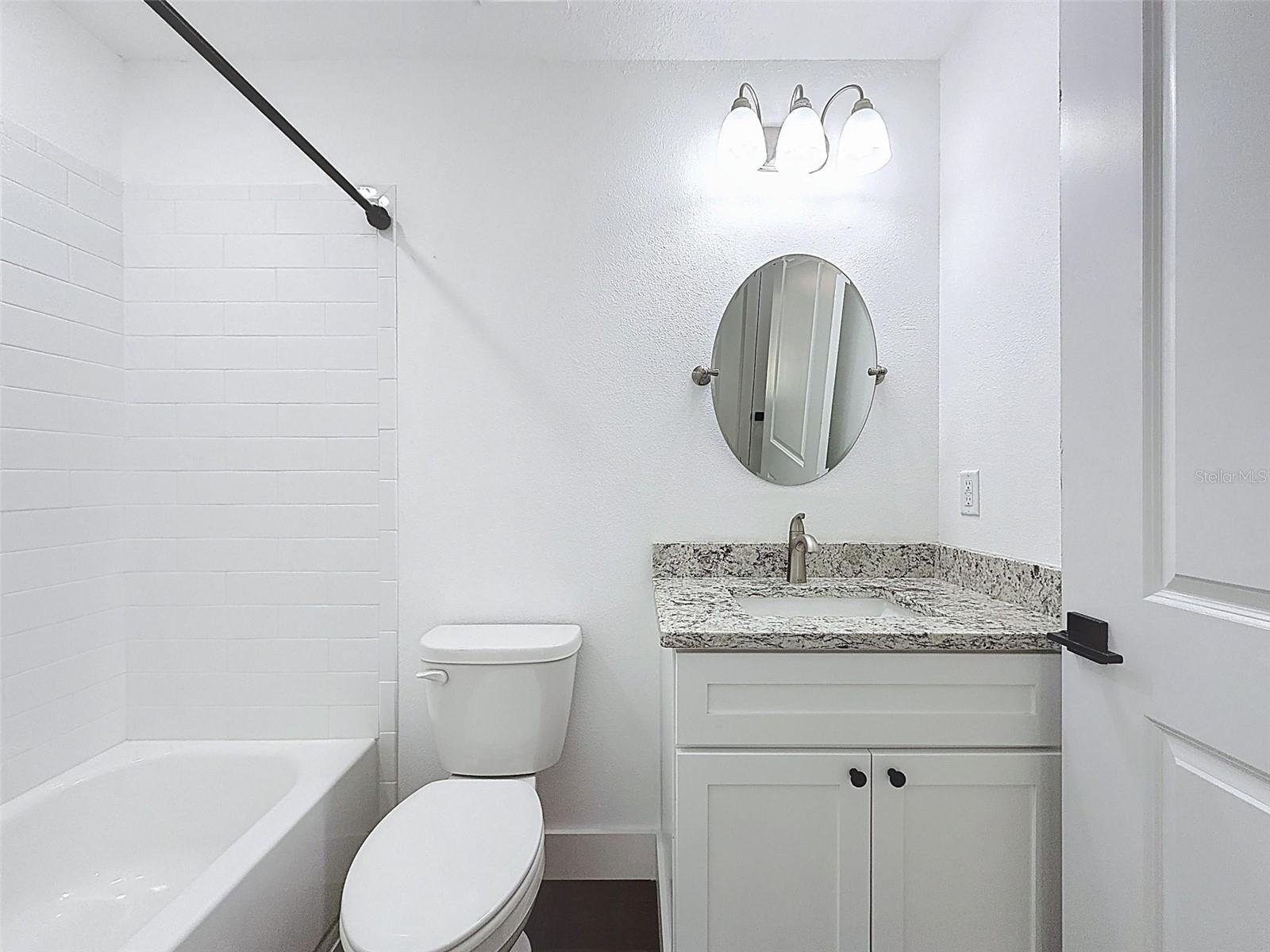 ROYAL HIGHLANDS - Residential