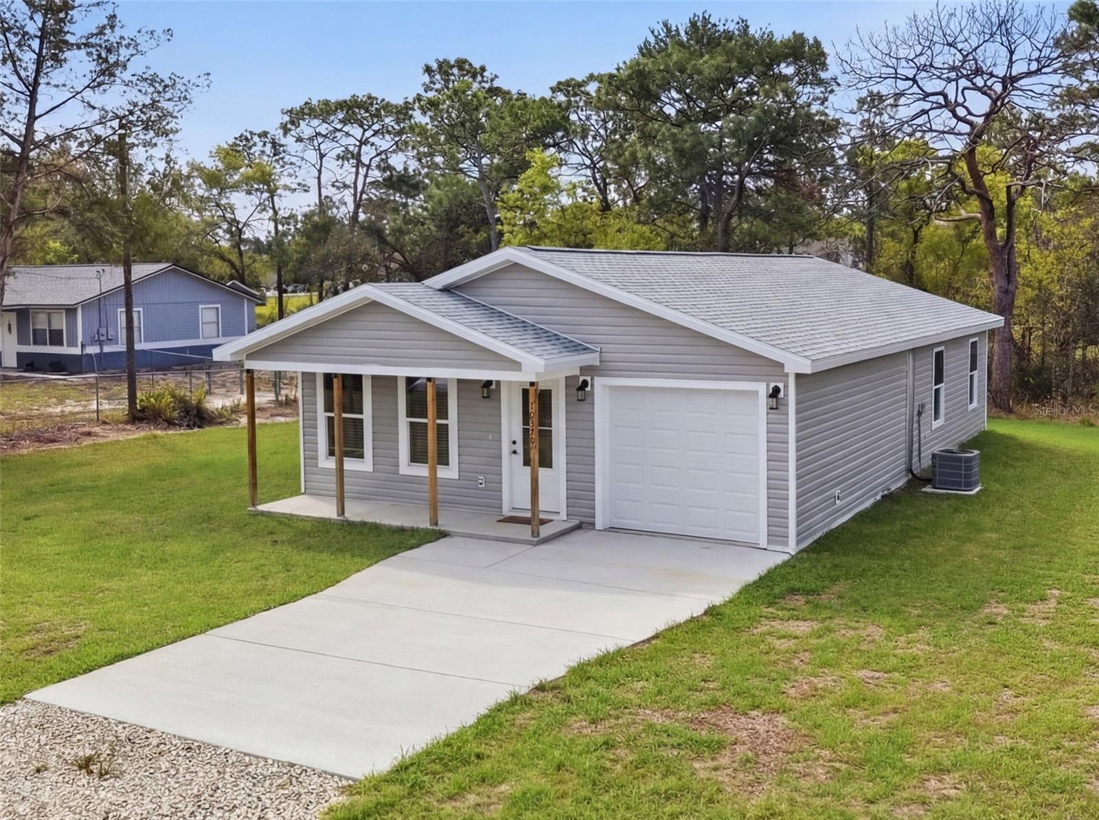 ROYAL HIGHLANDS - Residential