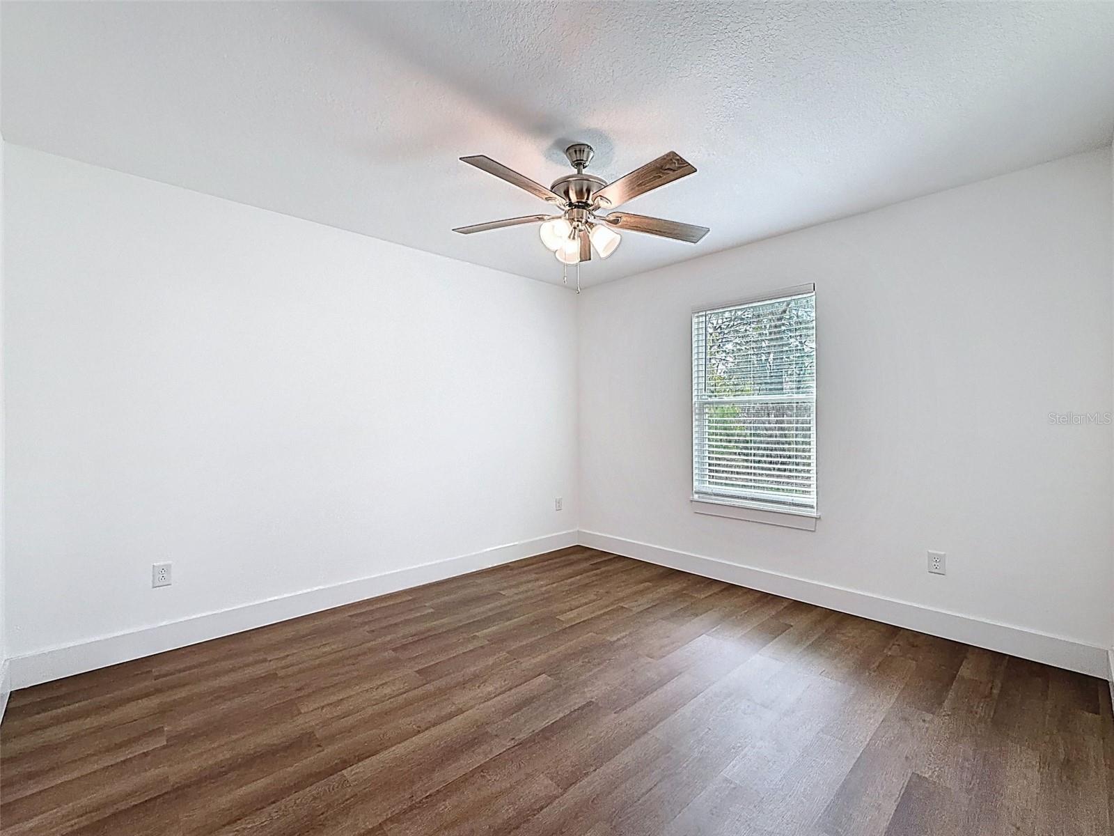 ROYAL HIGHLANDS - Residential