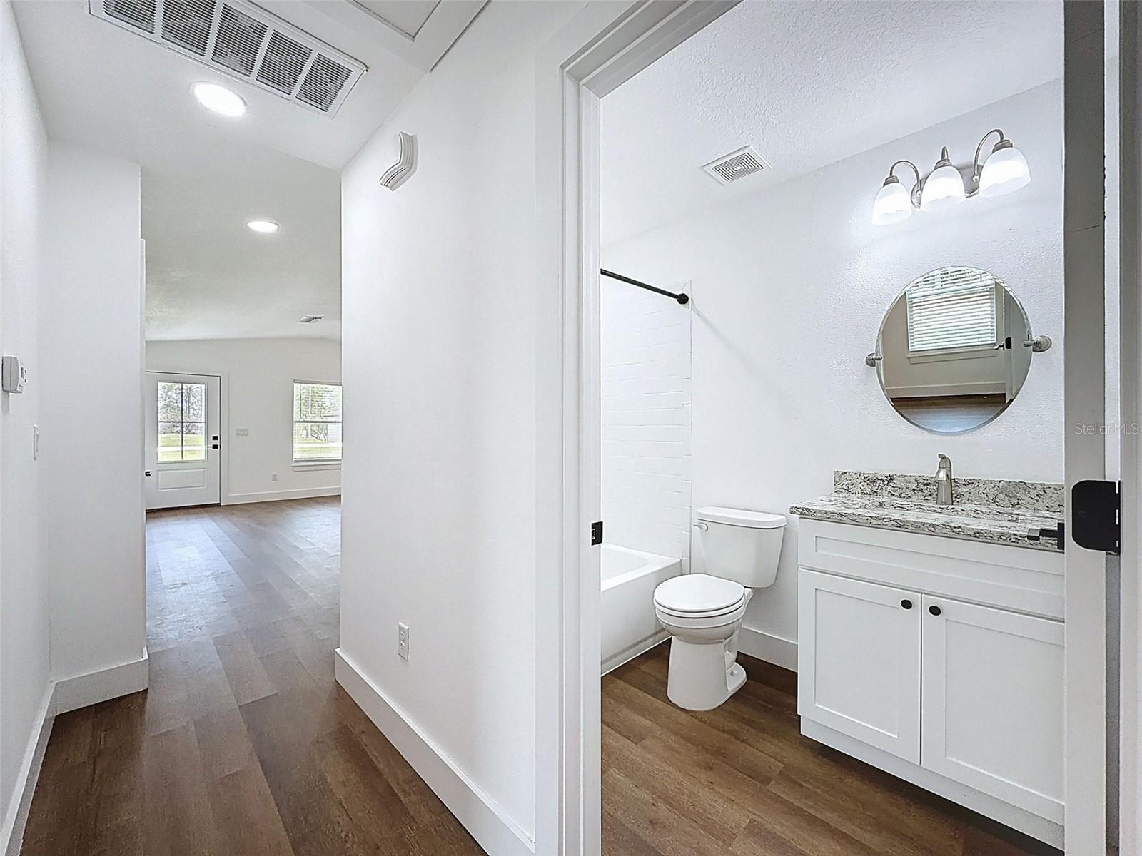 ROYAL HIGHLANDS - Residential