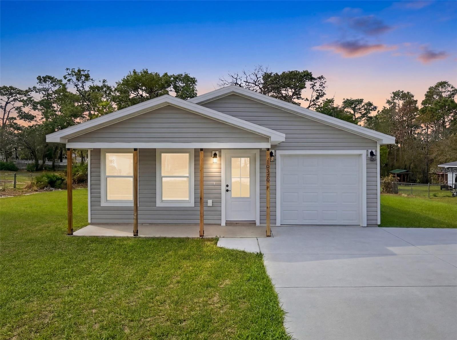 ROYAL HIGHLANDS - Residential