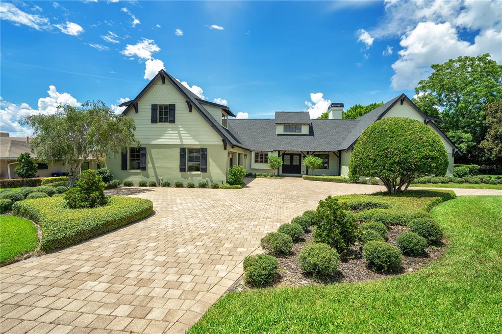 BAY HILL - Residential