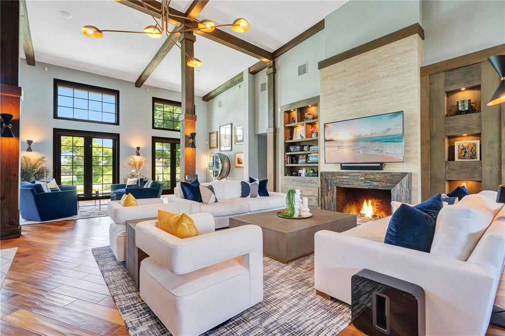 BAY HILL - Residential