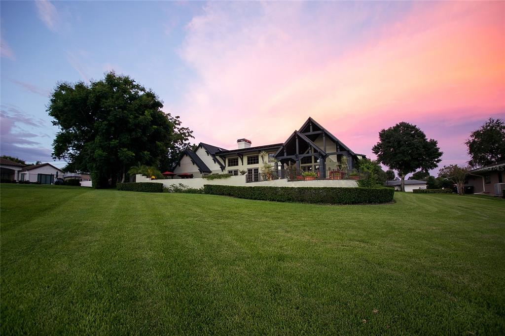 BAY HILL - Residential