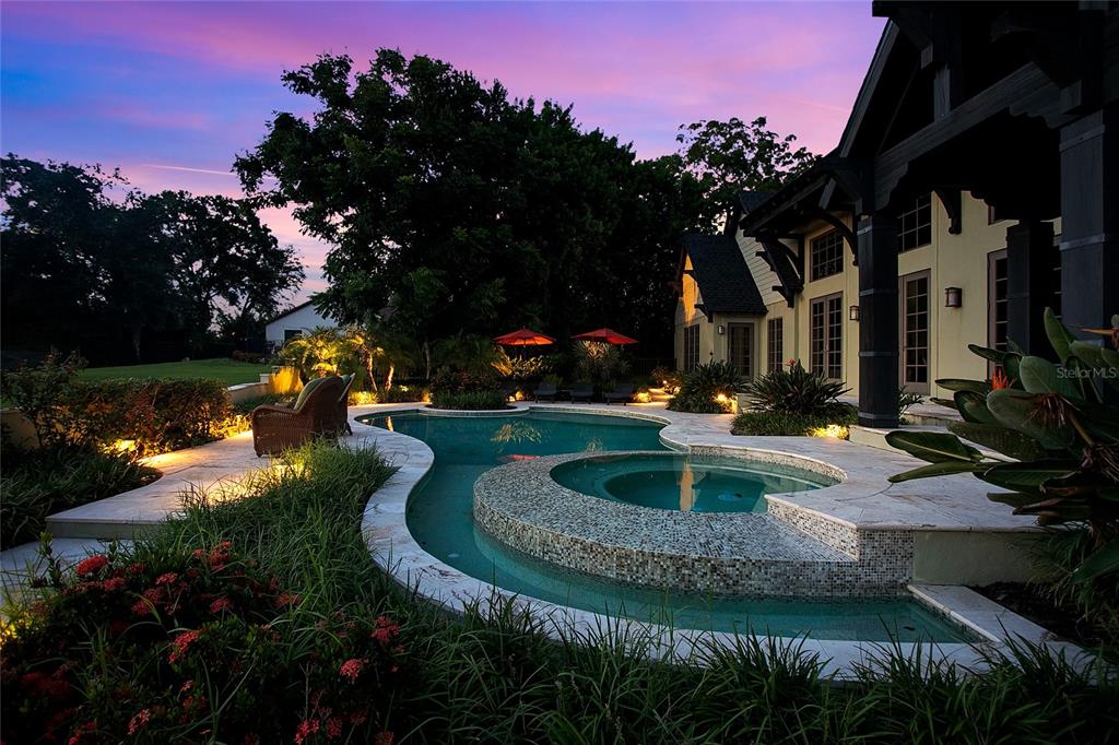 BAY HILL - Residential