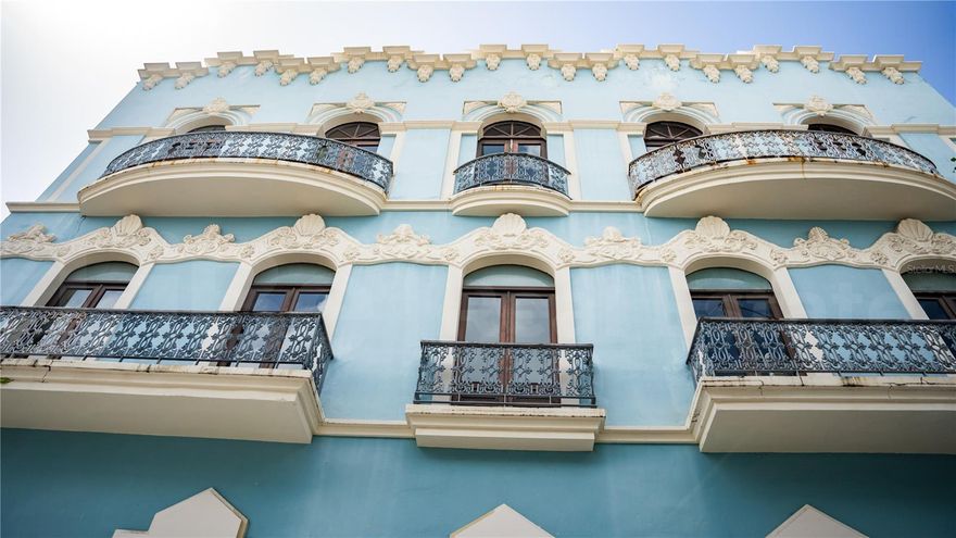 Discover chic urban living with this stunning one-bedroom, one-bathroom apartment. Boasting a beautiful, modern design, it offers a stylish retreat in the heart of the city. 

This 825-square-foot gem offers modern comfort in a prime location at Calle Sol and Calle Cristo. Enjoy Old San Juan's vibrant culture, dining, and history right outside your door. Ideal for those seeking comfort and elegance

Flexible financing makes this dream property accessible to luxury home buyers and investors. It is perfect for city dwellers seeking the unique charm of urban living. Don’t miss your chance to own this piece of paradise. Contact us today for a private viewing.