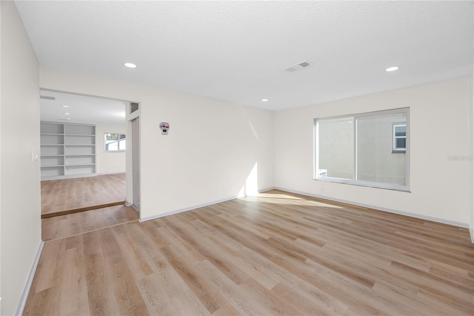 LYNMAR ESTATES - Residential