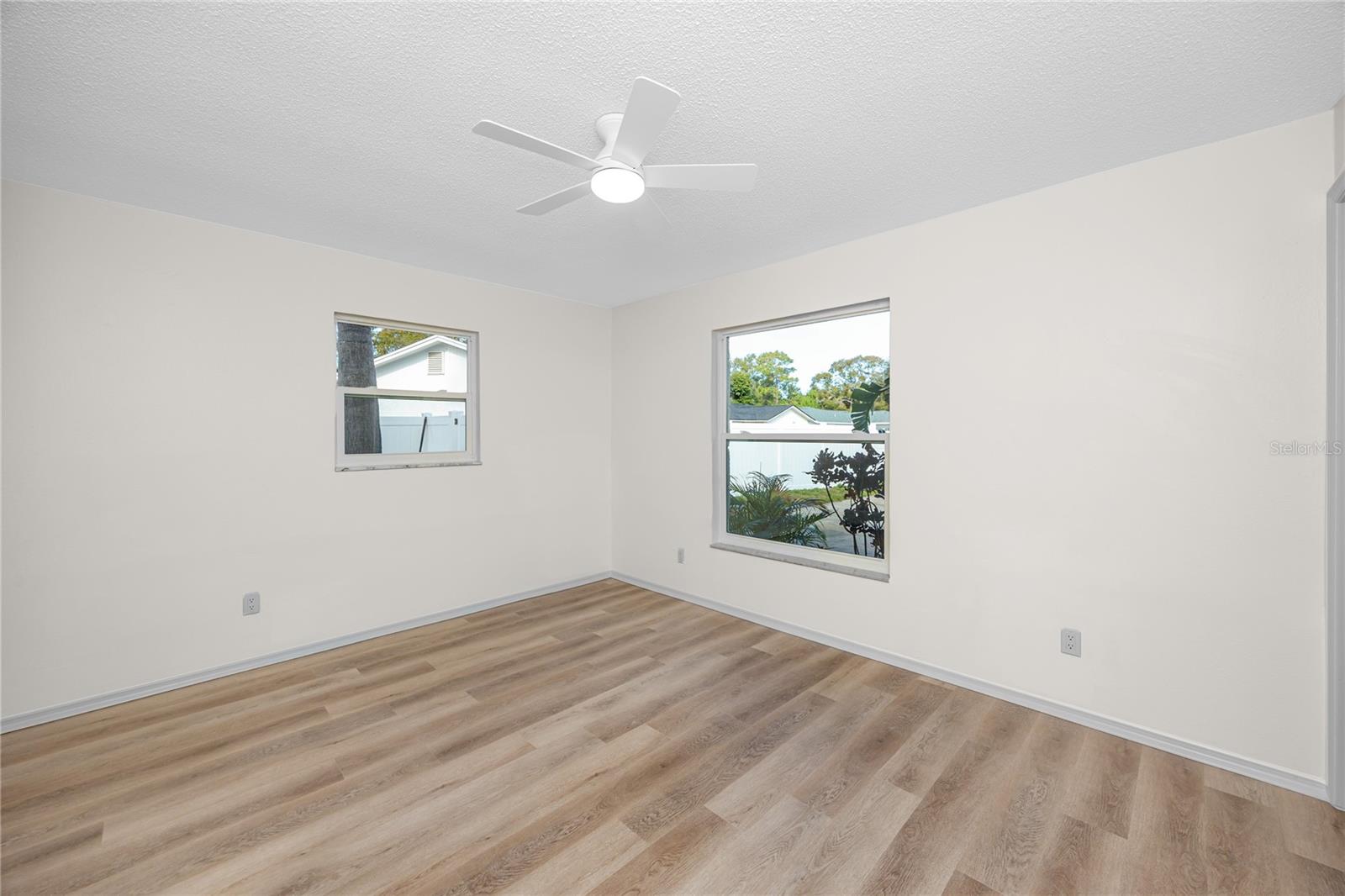 LYNMAR ESTATES - Residential