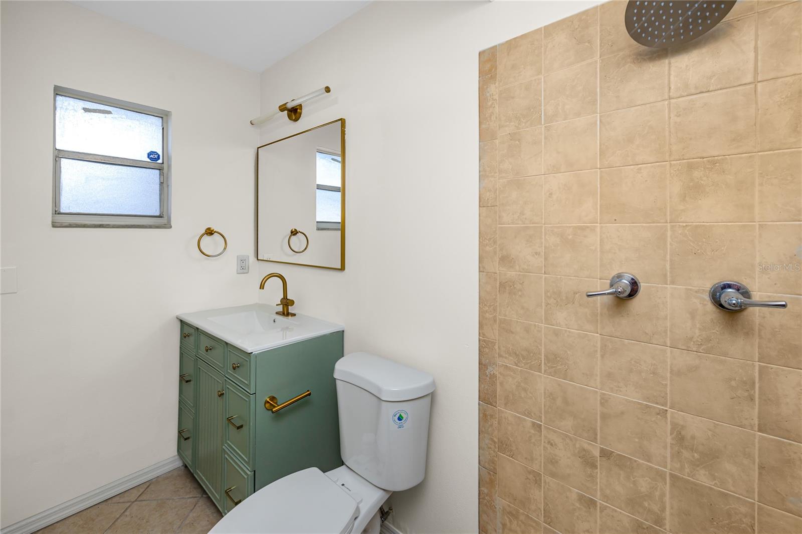 LYNMAR ESTATES - Residential