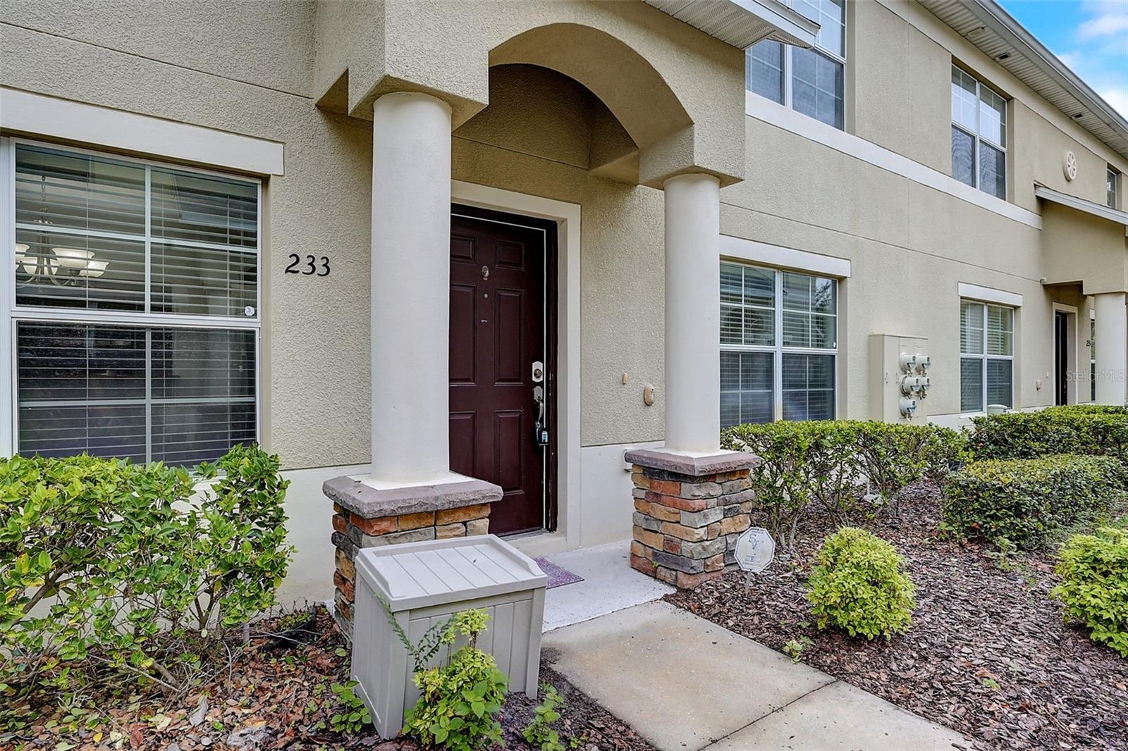 AMBERLEE TWNHMS - Residential