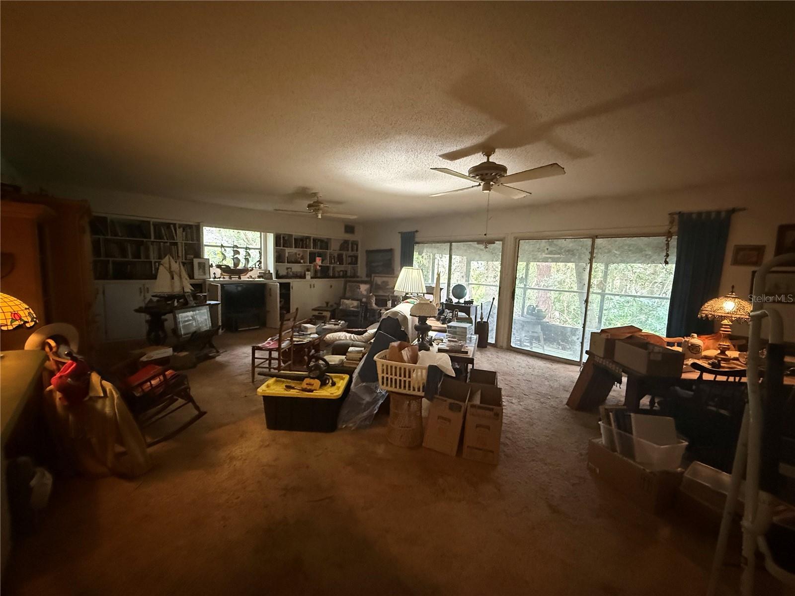 SILVER LAKE PARK - Residential