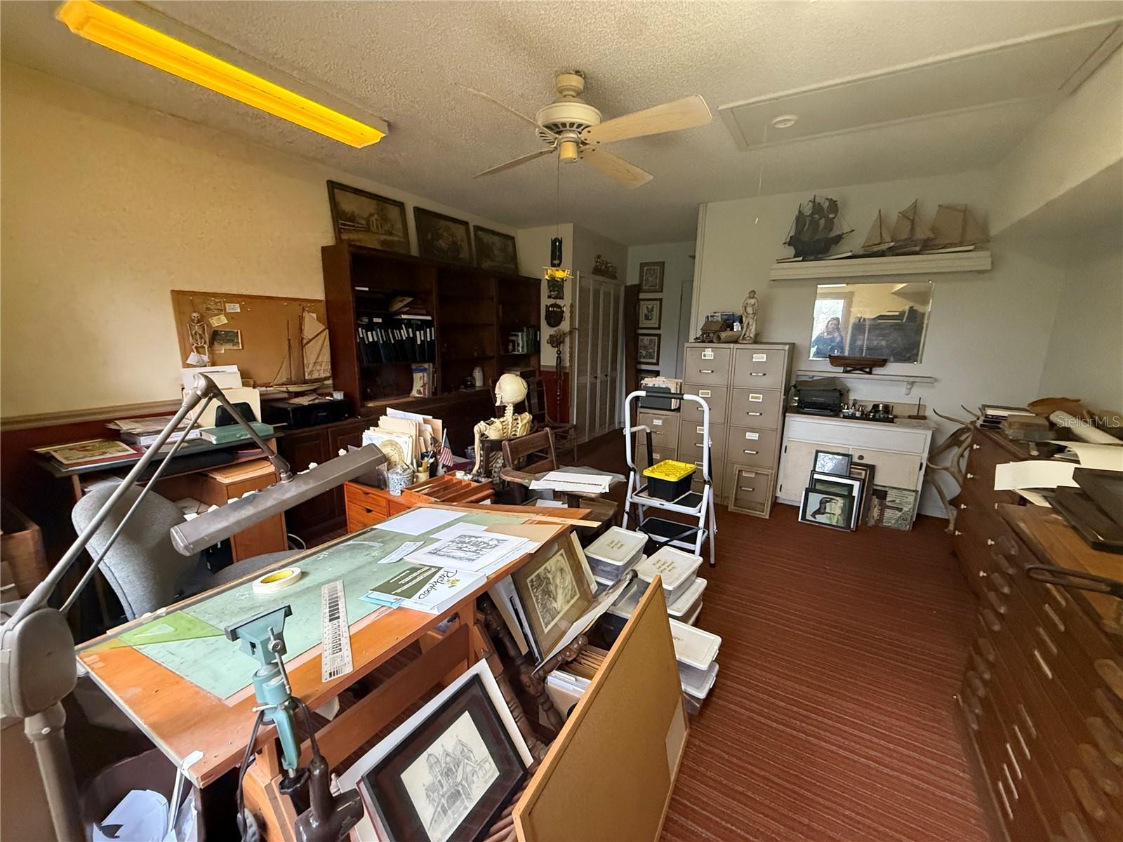 SILVER LAKE PARK - Residential