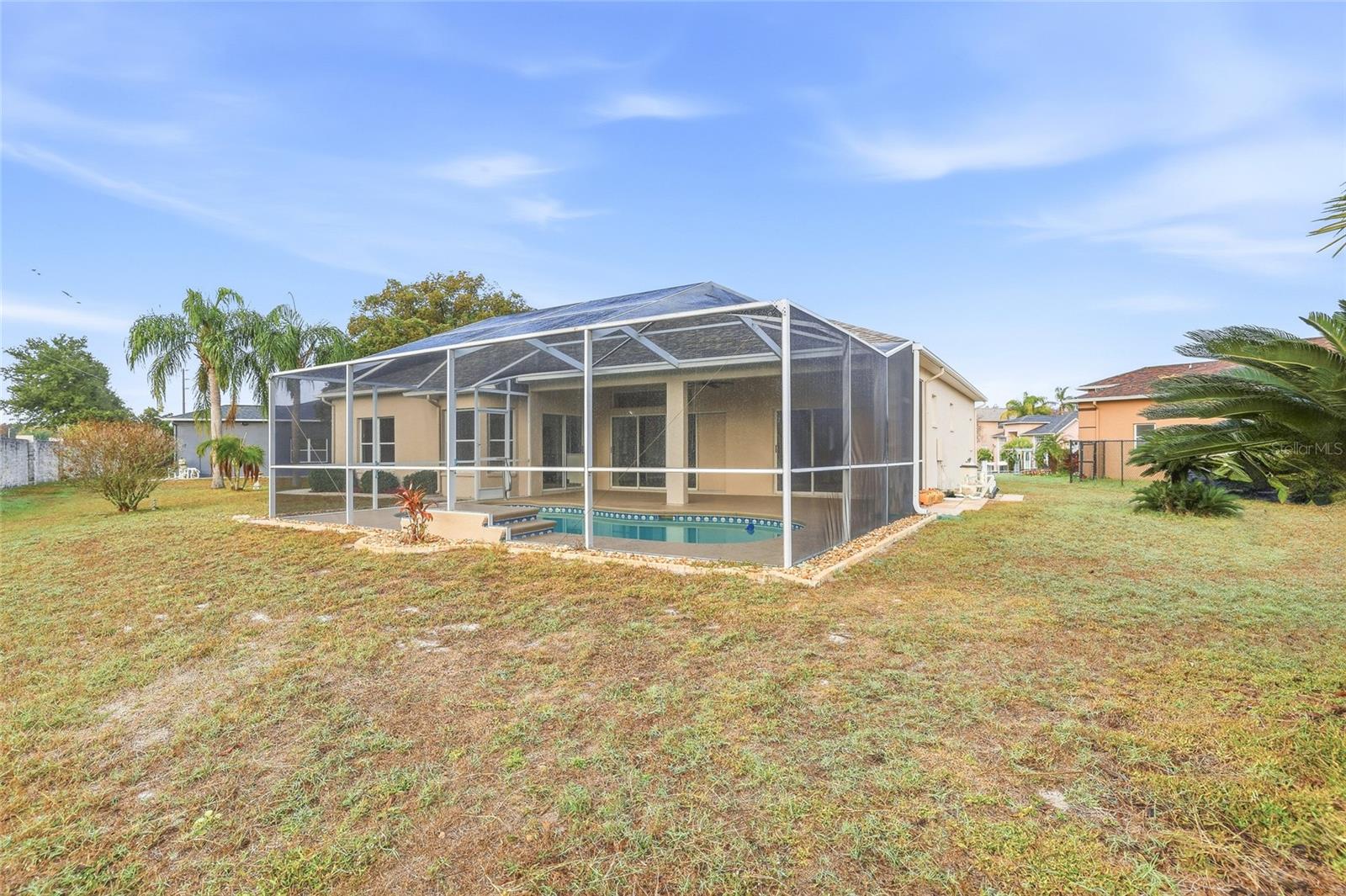 SUNSET LAKES - Residential