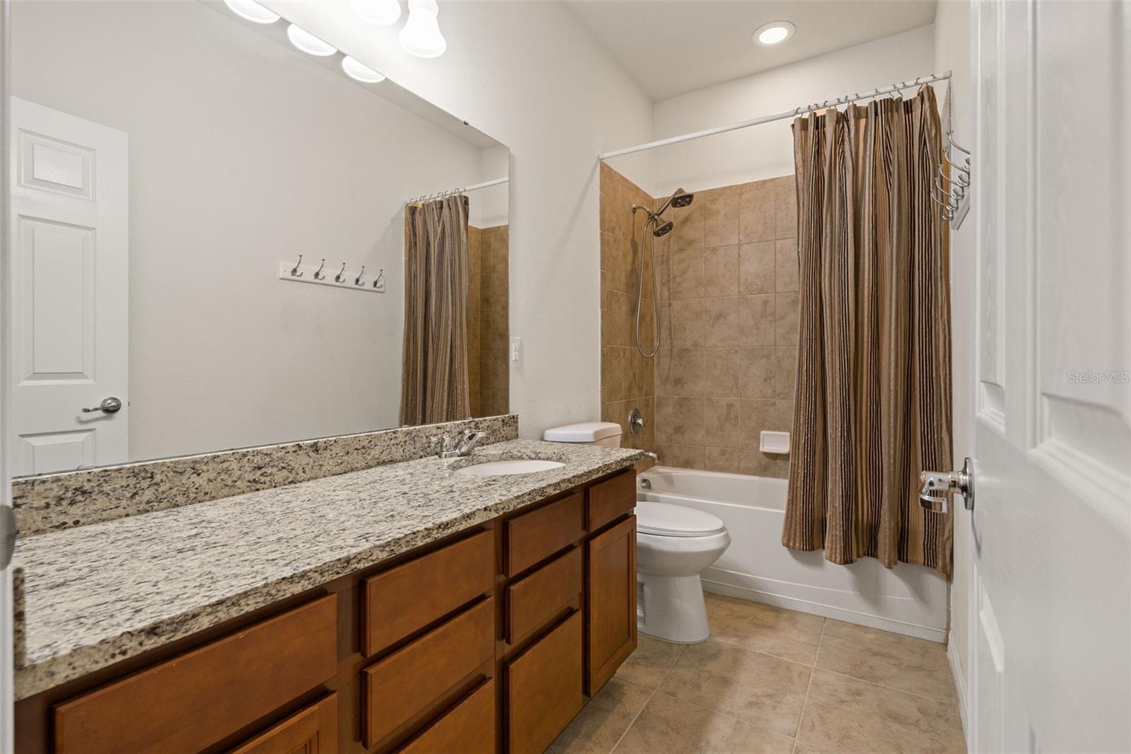 MAGNOLIA PARK NORTHEAST RESIDE - Residential