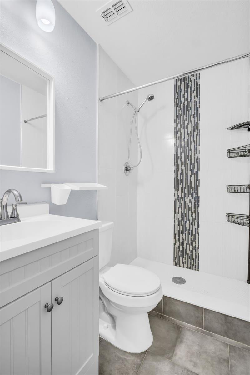 PARRISH HOME - Residential